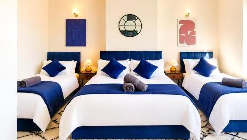 Near Uni and Hospital - Long Stays - Fast Wi-Fi - 15 Mins to City photo 1