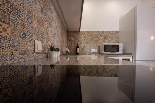 #027 Belavista Studio Pool & Central