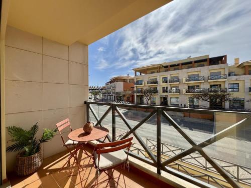 Albufeira Modern 7 With Pool by Homing