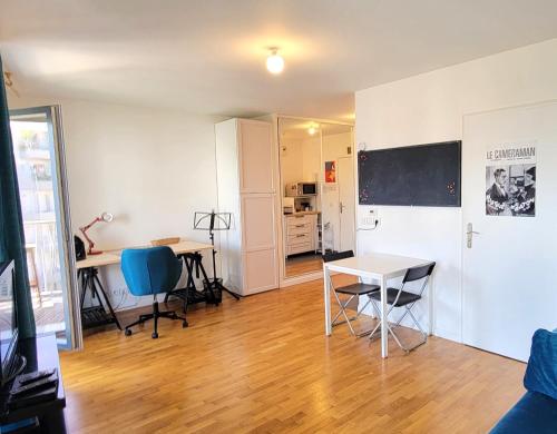Studio lumineux 31m2 - Terrasse - Accès rapide Paris