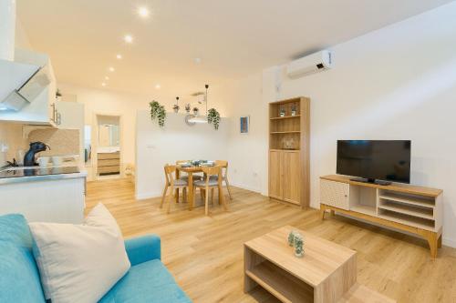 Kosta Homes - Carihuela Nest