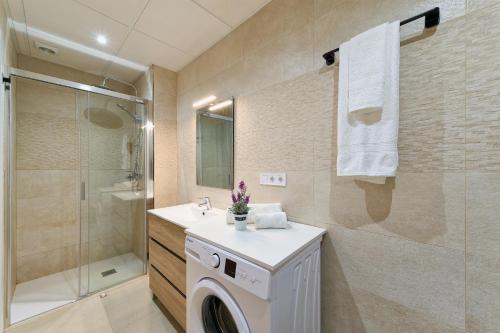 Kosta Homes - Carihuela Nest