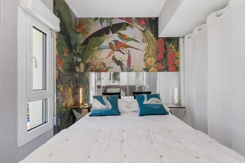 Roof Top Port Nature High-end apartment with large terrace on the walkway