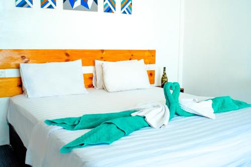 Four Coral Maafushi Guest House