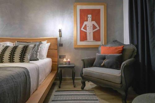 RUBY SUITE Chic Retreat Near Old Town, 2 balconies