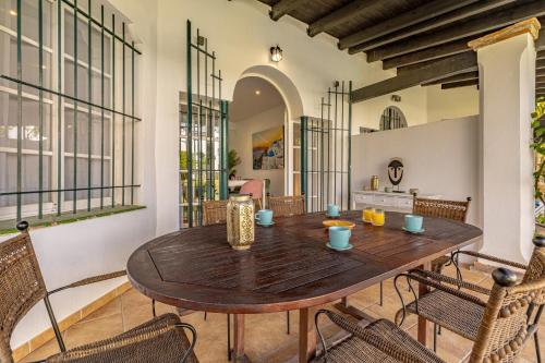 Chic Dream Home, Rooftop BBQ, 9 Pools, Golf Views photo 33