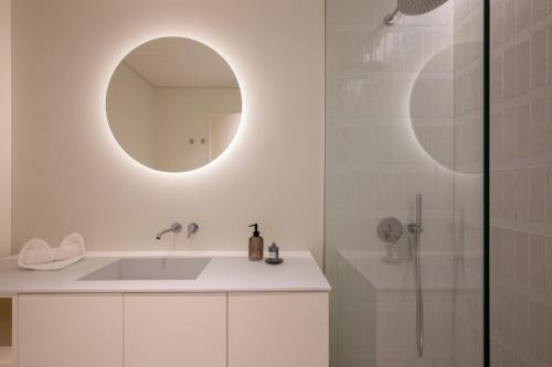 Premium Sea Views Luxury Penthouse By Inviting