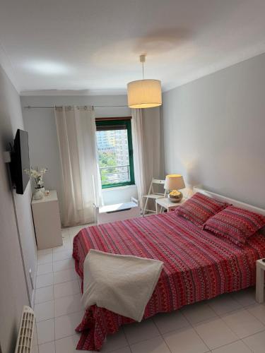 Apartamento encantador com piscina aquecida