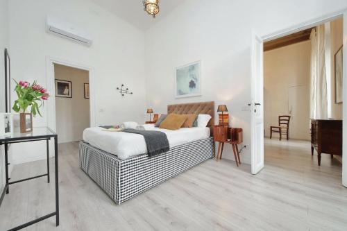 Cavour 2 bedrooms apartment