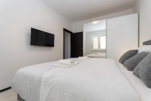 Modern Apartment Adriana Vodice - Free Parking