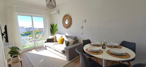 São Pedro Square Two-Bedroom Apartment