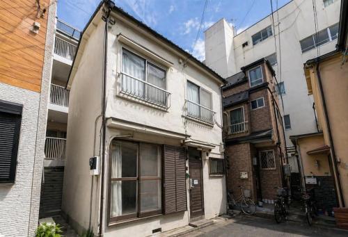 一棟貸切宿, 東京一之江ハウス6名定員, 秋葉原19分,新宿30分,wifi有, ディズニータクシー20分3000円,駐車場ありません