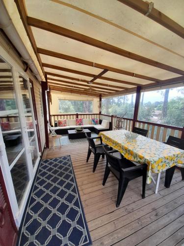 Maison mobilhome sans vis à vis au calme et en hauteur