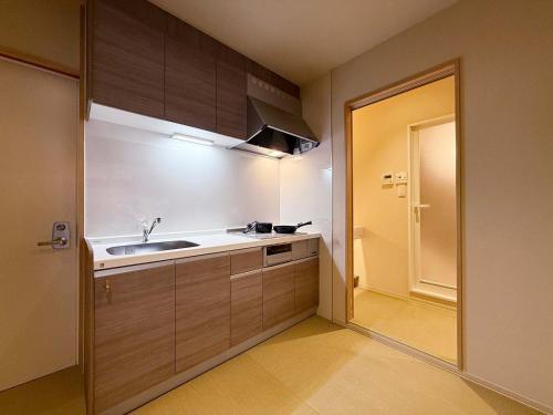 b hotel Namiki Hills - Heart of City 2BR Japanese Style Apt Next to Hondori