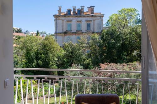 Bright 2-Bedroom Apartment Close to La Croisette & City Centre