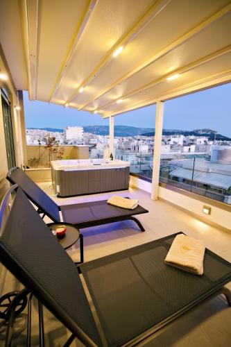 Athens Skyline Penthouse Jacuzzi Acropolis View
