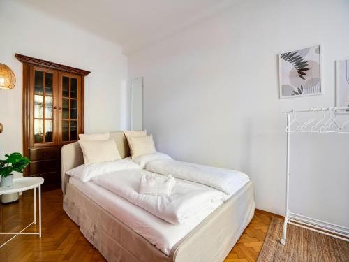 Arcadio Home - Urban Luxury Suite