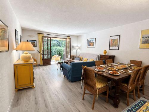 SR090-I262 Appt 3 pièces 7 personnes ST RAPHAEL