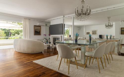 Luxury Apartment Demokratias