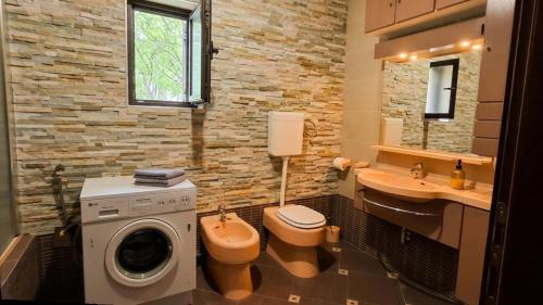 Holiday Home Sparks - Sea View by Villas Guide