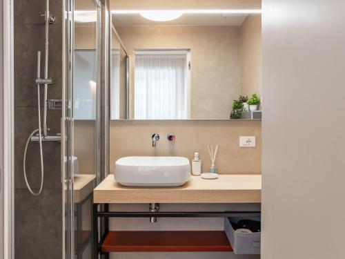 BE-Co Business Double Suite
