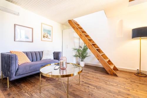 La Chaise Bleue