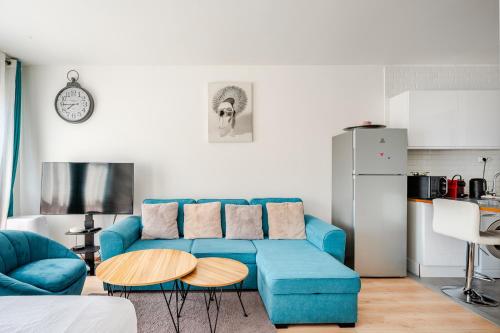 Chic Parisian Studio steps from Champs Elysees
