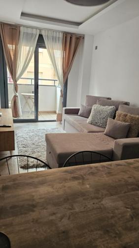 Sunny Los Locos Apartment
