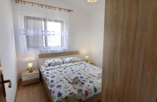 Spacious retreat for families and friends