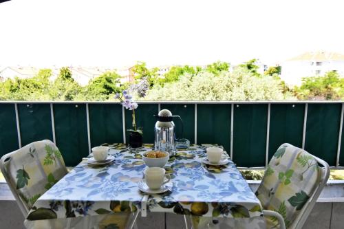 Prime location apartment nicely equipped