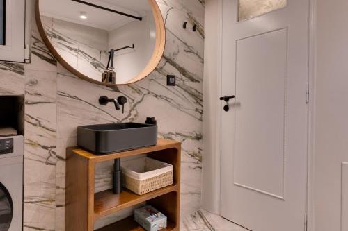 Athens Marbles - Deluxe Apartment