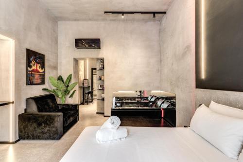 Gallery Home