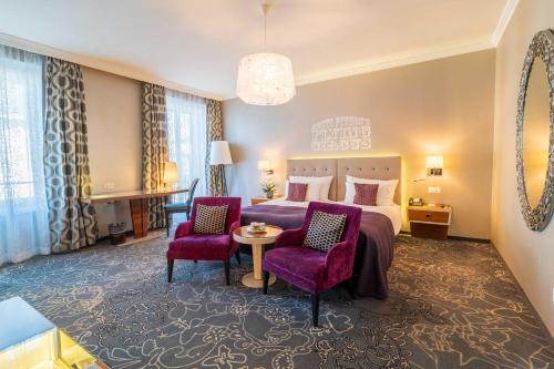 Hotel Schweizerhof Luzern — Bedroom