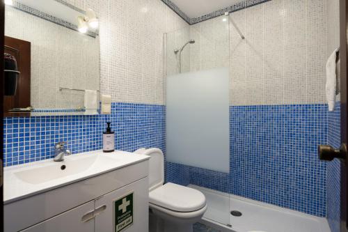 Albufeira Olympics 1BR Apartment with Pool & Balcony, by Hopstays
