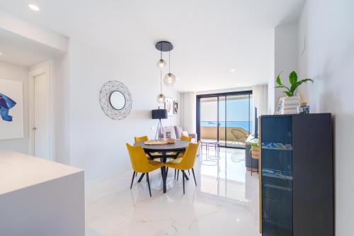 Sea View Modern & Luxury apartment - Benidorm Beach