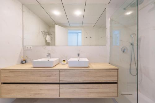 Sea View Modern & Luxury apartment - Benidorm Beach