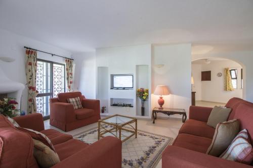 Villa Joselina by Algarve Holidays