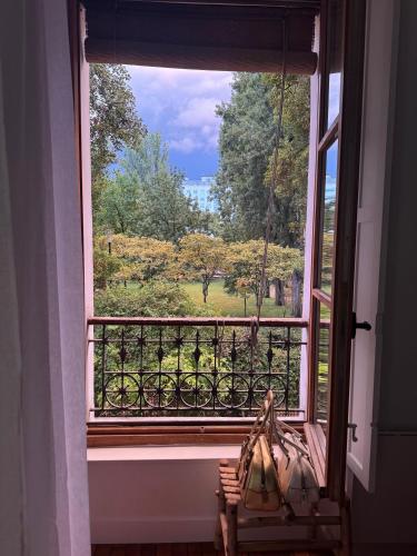 Bright appartment in Paris