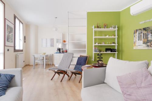 GuestHost - Comfy Terrace Flat NoLo & Pasteur MM1