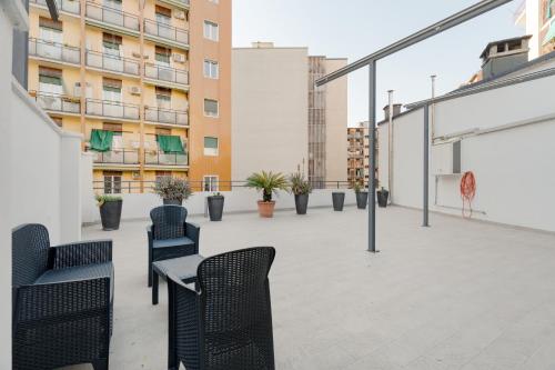 GuestHost - Comfy Terrace Flat NoLo & Pasteur MM1