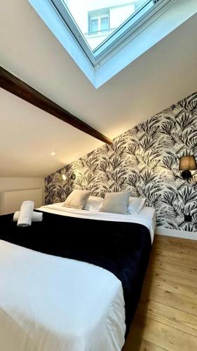 63 Claire 2 2 Bedrooms Vaise Train Station