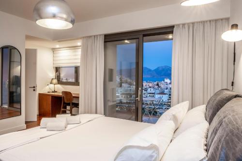 Gioma Apartment with Lake View