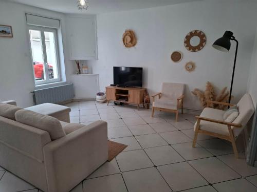 Villa Les Pieds dans l'Eau - 4chambres 10personnes - Central & Proche Mer