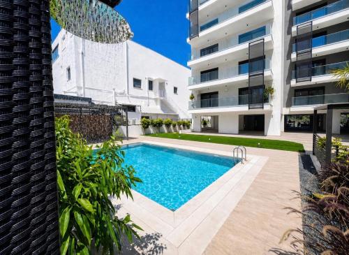 The Aegean Pearl Athens by ΜΡS
