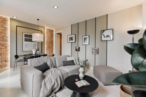 Spacest - Carrer del Comte d'Urgell B