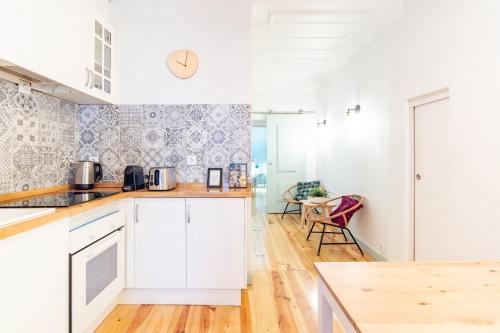 Madalena Cozy Apartment - Cozy Apartment in Lisbon Baixa