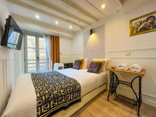 UrbanFlat 42 - Amazing Game of Thrones Flat in Paris