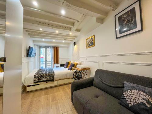 UrbanFlat 42 - Amazing Game of Thrones Flat in Paris