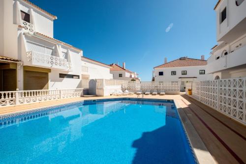 #035 2BR Oura Village Pool & Prime Location