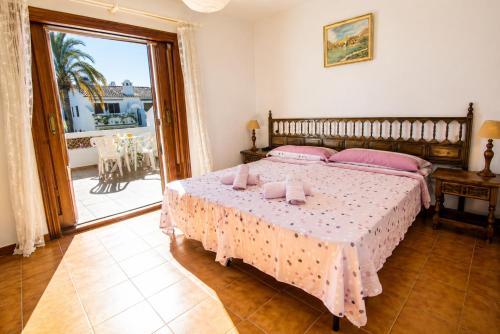 Apartamento Sol de Denia, dúplex con piscina y terraza cerca de la playa de la Marineta Casiana by Family Homes Rentals